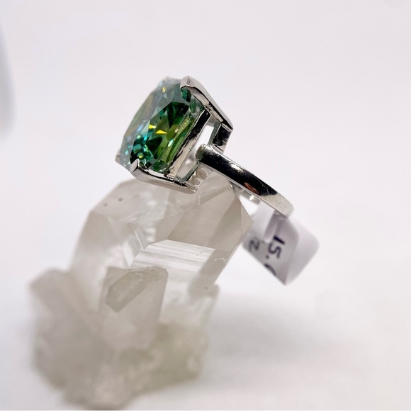 15 Carat Radiant Cut Moissanite Ring Vivid Blue Green Cocktail Statement Ring - Picture 9 of 15